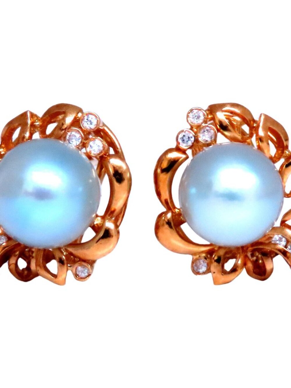 9mm Baby Blue South Sea Pearl Clip Earrings 18kt Gold*